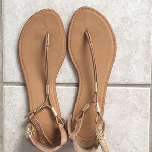Nude/tan sandals